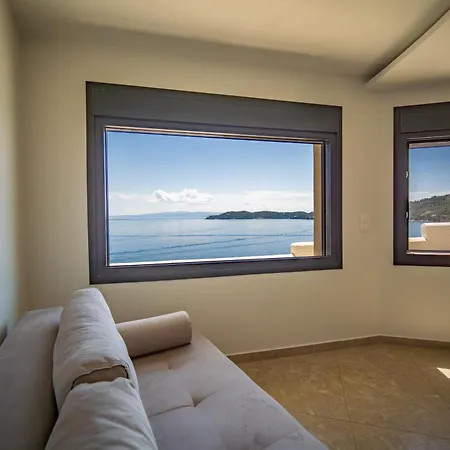 Plakes Sea View * 스키아토스 타운
